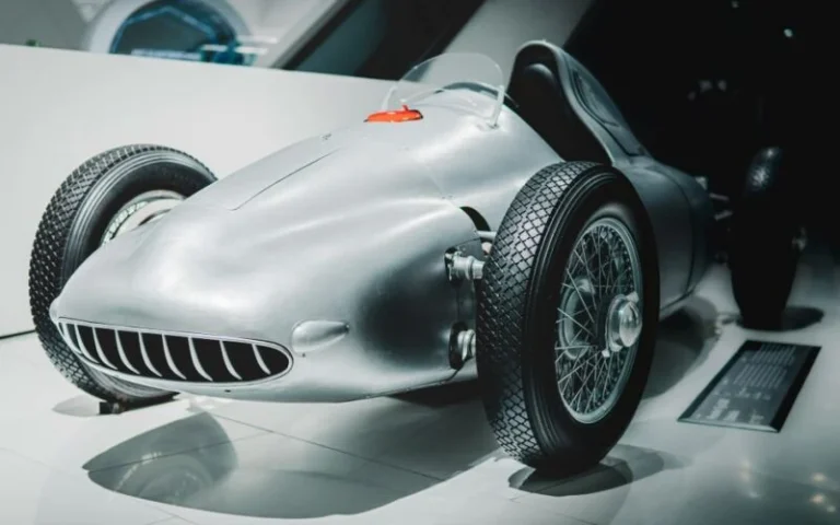 Porsche очолює рейтинг задоволеності власників авто у 2026 році