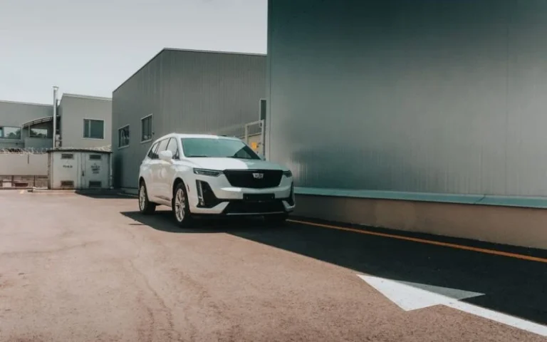 Cadillac запускає гібридний XT5 PHEV з LiDAR у Китаї