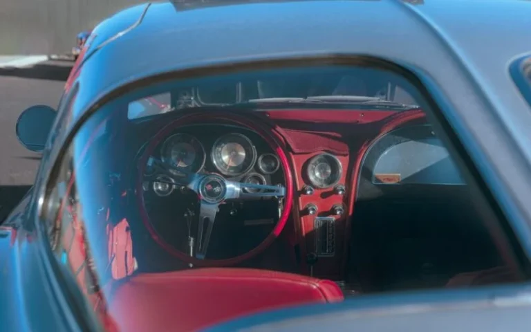 Chevrolet Corvette L88 продали на аукціоні за 850 000 доларів
