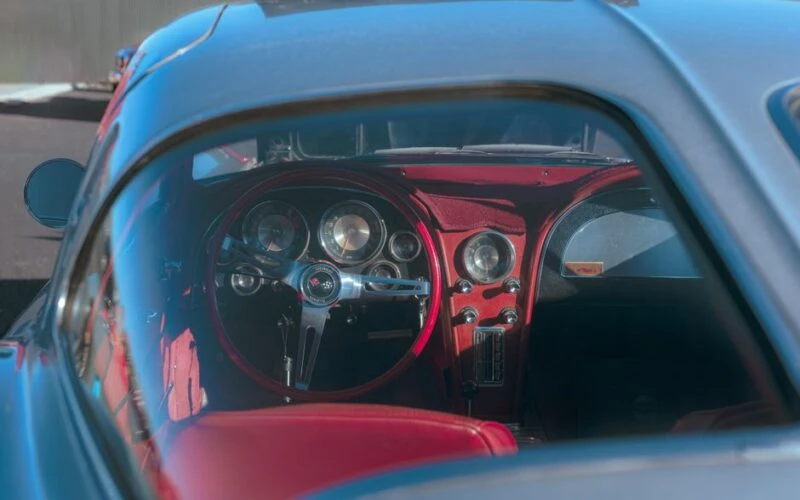 Chevrolet Corvette L88 продали на аукціоні за 850 000 доларів