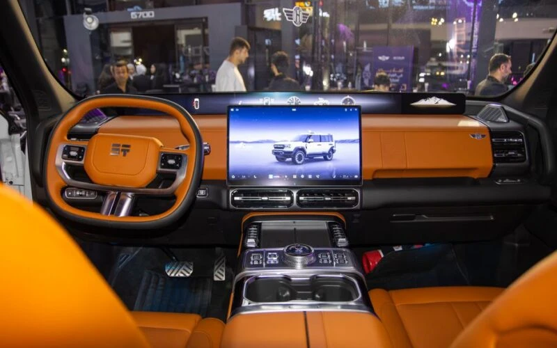 Rivian пропонує нові кольори для кросовера R2 у конфігураторі