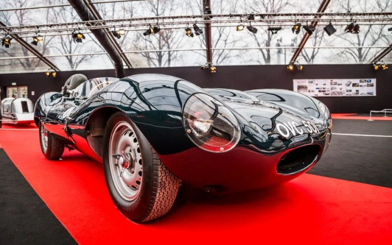 Jeremy Clarkson представив унікальний Jaguar Flax-Type у Тоскані